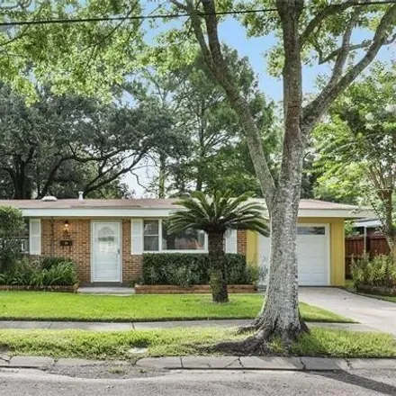 Rent this 3 bed house on 220 Roselyn Park Place in Aurora Gardens, New Orleans