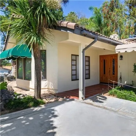 Image 2 - 31230 Endymion Way, Redlands, CA 92373, USA - House for sale
