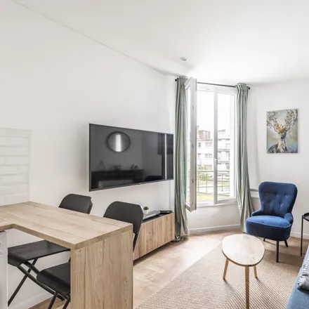Image 8 - 128 Avenue de la République, 92400 Courbevoie, France - Apartment for rent