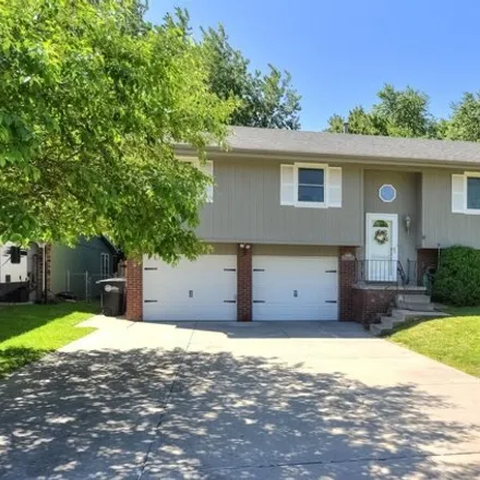 Buy this 3 bed house on 15911 Frances Circle in Omaha, NE 68130