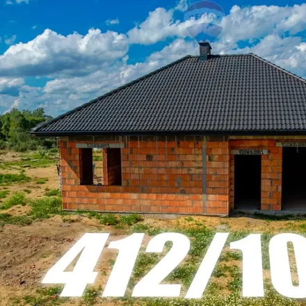 Buy this 5 bed house on Przyjaciół 18 in 76-024 Konikowo, Poland