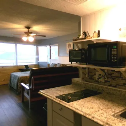 Image 2 - Daytona Beach, FL - Apartment for rent