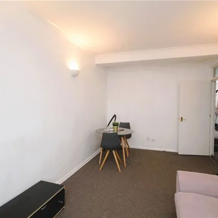 Rent this 1 bed apartment on Station Road in London, NW4 3HA