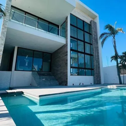 Buy this 5 bed house on Green Motion Car Rental in MEX 180, 77514 Cancún