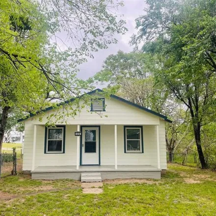 Rent this 2 bed house on 270 West 11th Street in Sand Springs, OK 74063