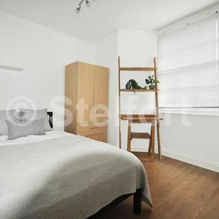 Image 2 - 18 Quadrant Grove, Maitland Park, London, NW5 4HX, United Kingdom - Apartment for rent