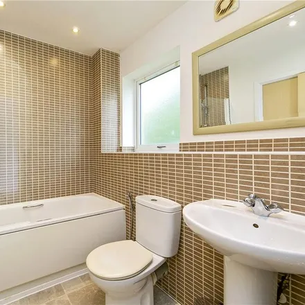 Image 7 - 34 Craig Road, London, TW10 7JT, United Kingdom - Townhouse for rent