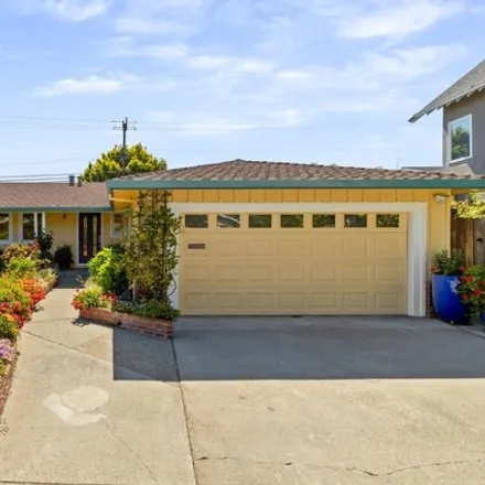 Buy this 3 bed house on 3703 Country Club Drive in Farm Hills, Redwood City