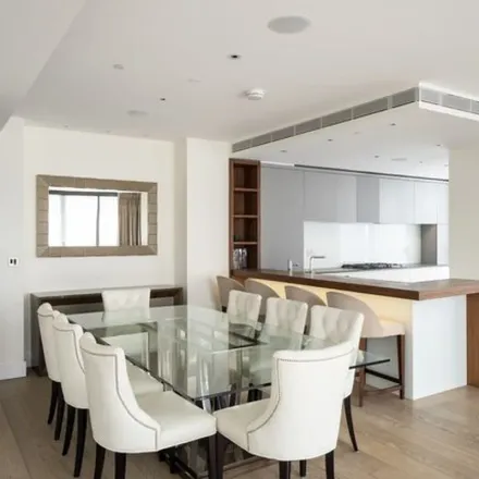 Rent this 3 bed apartment on 5 Merchant Square in London, W2 1AY