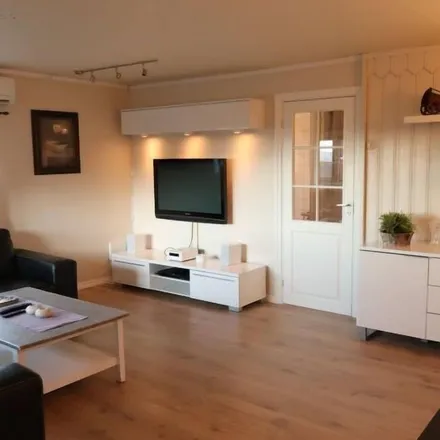 Image 2 - 5690 Lundegrend, Norway - House for rent