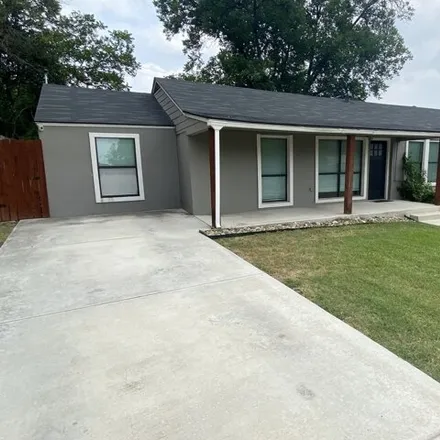 Image 2 - 211 Beverly Dr, San Antonio, Texas, 78228 - House for rent