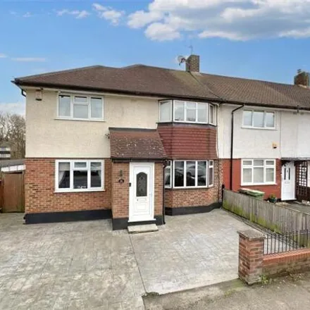 Buy this 4 bed house on 94 Culvers Avenue in London, SM5 2FH