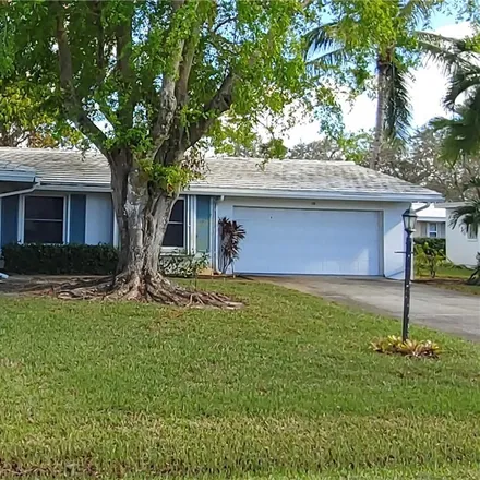 Buy this 2 bed house on 61 Lanai Circle in Lely Golf Estates, Collier County