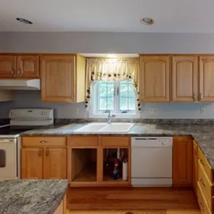 Buy this 3 bed apartment on 334 Mountain Road
