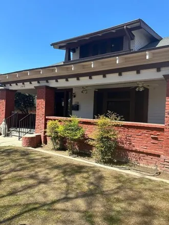 Buy this 5 bed house on 795 East Dudley Avenue in Fresno, CA 93728