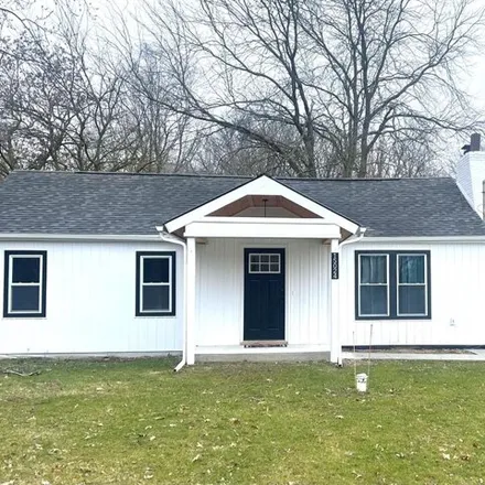 Buy this 2 bed house on 15062 Hogan Road in Genesee County, MI 48451