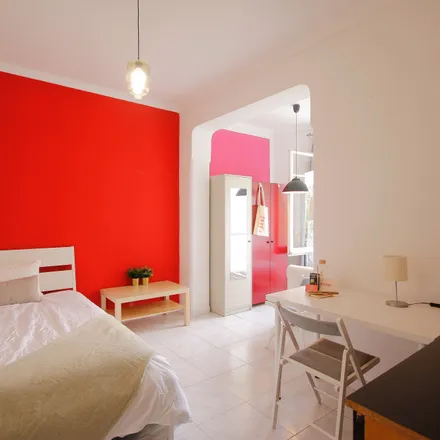 Rent this 1 bed room on Carrer del Cinca in 4, 08030 Barcelona