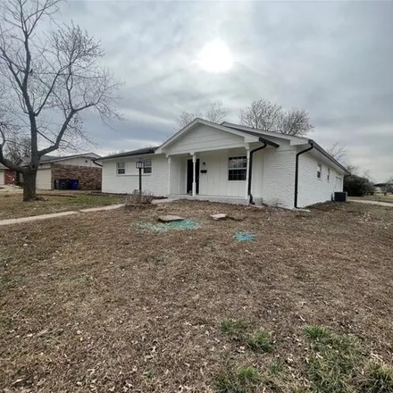 Image 1 - 9086 East 49th Street, Tulsa, OK 74145, USA - House for sale