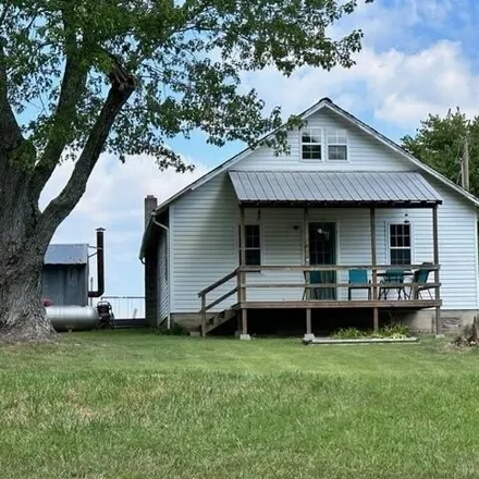 Buy this 3 bed house on 1760 County Road 3930 in Howell County, MO 65548