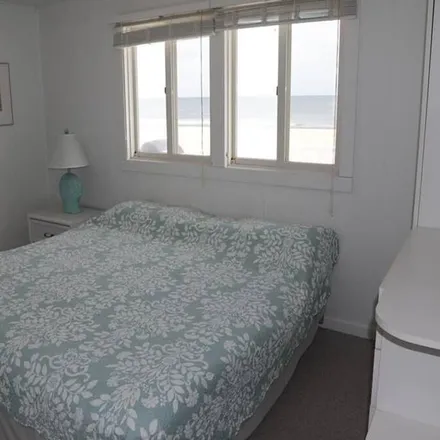 Rent this 3 bed apartment on North Bay Avenue in Beach Haven, NJ 08008