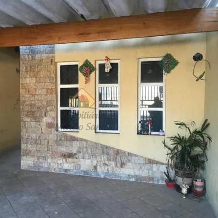 Buy this 3 bed house on Rua Canavieiras in Piracangaguá, Taubaté - SP