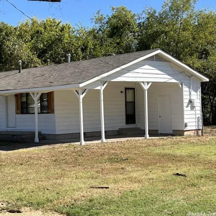 Buy this 3 bed house on East Roosevelt Road in Little Rock, AR 72206