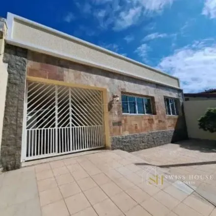 Rent this 4 bed house on Rua Barreiro in Campinas, Campinas - SP