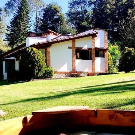 Rent this 3 bed house on Calle a Toluca in Avandaro, 51200 Mesa de Jaimes