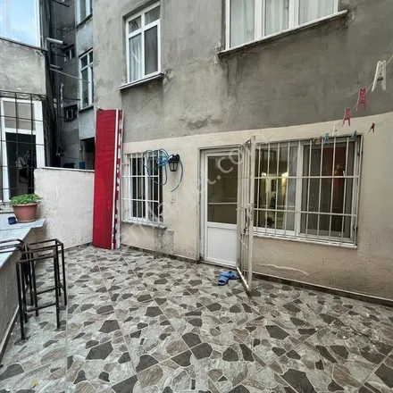Rent this 2 bed apartment on Kekik Sokağı 46 in 34381 Şişli, Turkey