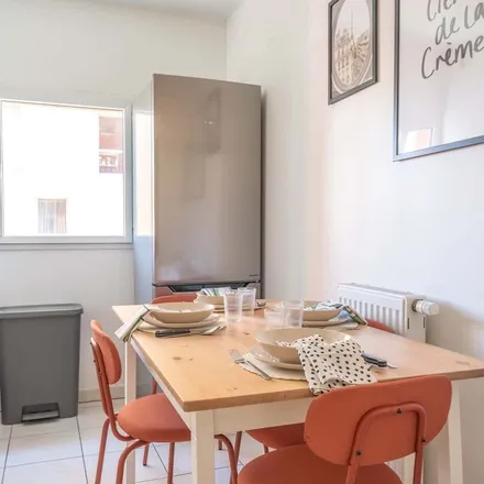 Rent this 1 bed apartment on 9 Allée Duquesne in 44000 Nantes, France