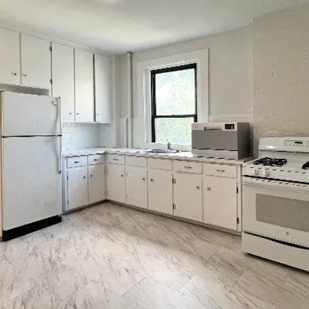 Image 5 - 40 Cedar Street, Somerville, MA 02144, USA - Apartment for rent