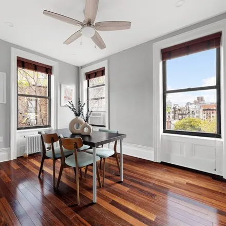 Image 1 - 234 West 21st Street, New York, NY 10011, USA - Apartment for sale