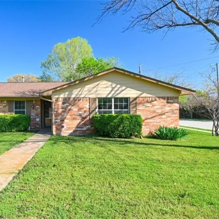 Rent this 3 bed house on 1619 Rigsbee Drive in Plano, TX 75074