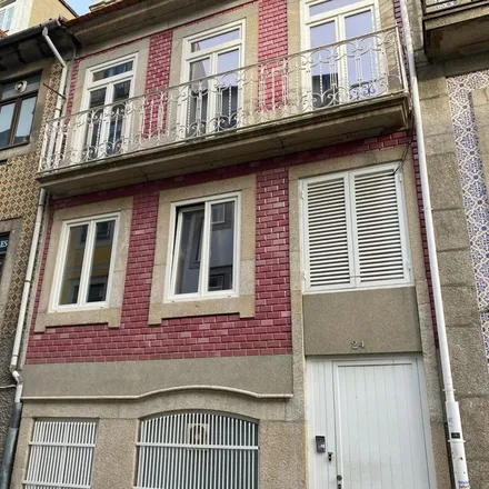 Rent this 4 bed apartment on unnamed road in Porto, Portugal