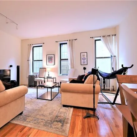 Rent this 2 bed townhouse on 353 Amsterdam Ave Apt 8 in New York, 10024