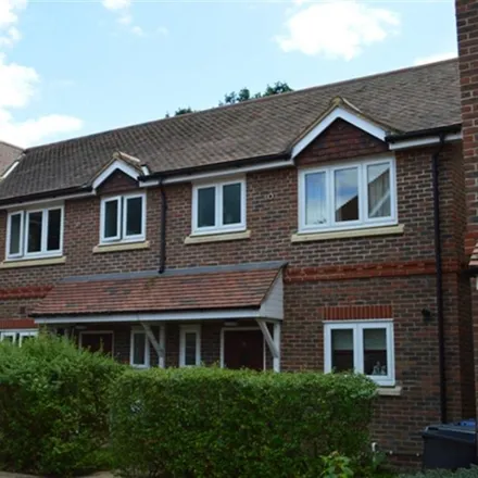 Rent this 4 bed house on Portsmouth Road in Milford, GU8 5DN