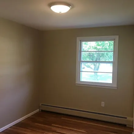 Rent this 3 bed apartment on 140 Richard Road in Rocky Hill, CT 06067