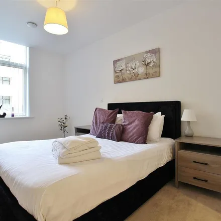 Image 7 - Code Ninjas, Fraser Nash Close, London, TW7 5FS, United Kingdom - Apartment for rent