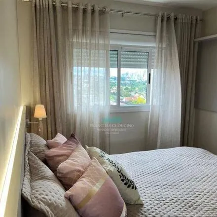 Buy this 2 bed apartment on Avenida Maringá in Higienópolis, Londrina - PR