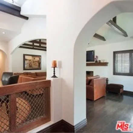 Image 3 - 9031 Rosewood Avenue, West Hollywood, CA 90048, USA - House for rent