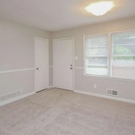 Rent this 3 bed apartment on 2533 Woodland Drive in Kennesaw, GA 30152