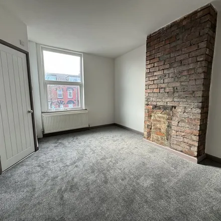Rent this 3 bed apartment on Seaforth Avenue in Leeds, LS9 6AB