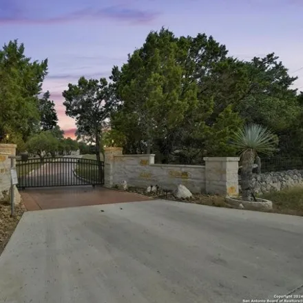 Image 3 - 27390 Smithson Valley Rd, San Antonio, Texas, 78261 - House for sale