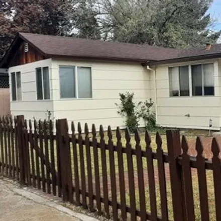 Buy this 3 bed house on 706 Butte Street in Yreka, CA 96097