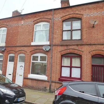 Rent this 3 bed townhouse on Cecilia Road in Leicester, LE2 1TA