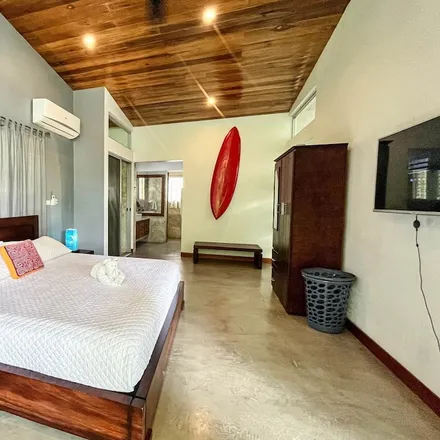 Rent this 5 bed house on La Cantina in Vía 618 Manuel Antonio, Puntarenas Province