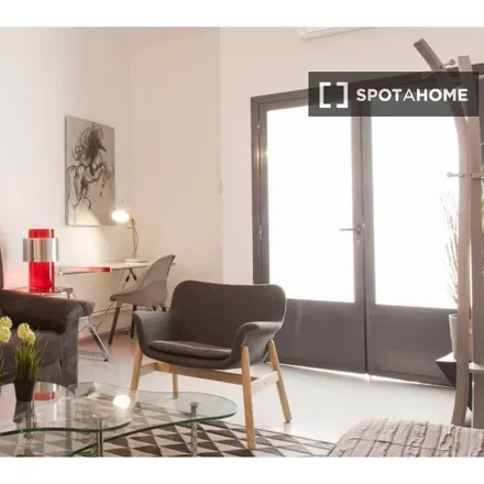 Rent this 1 bed apartment on Calle de Vázquez de Mella in 9, 28017 Madrid
