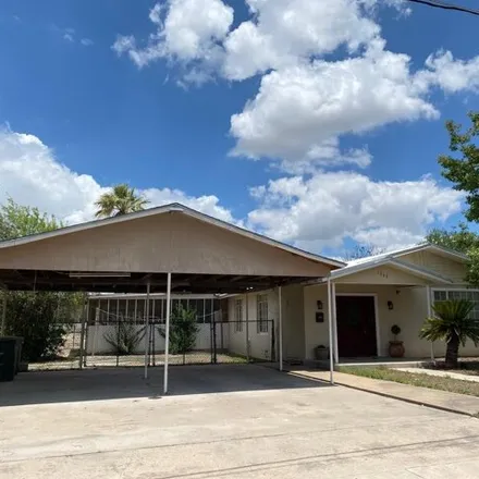 Image 4 - 1303 B, Del Rio, Texas, 78840 - House for sale