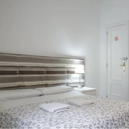 Rent this studio apartment on Madrid in Oratorio Santo Niño del Remedio, Calle de los Donados