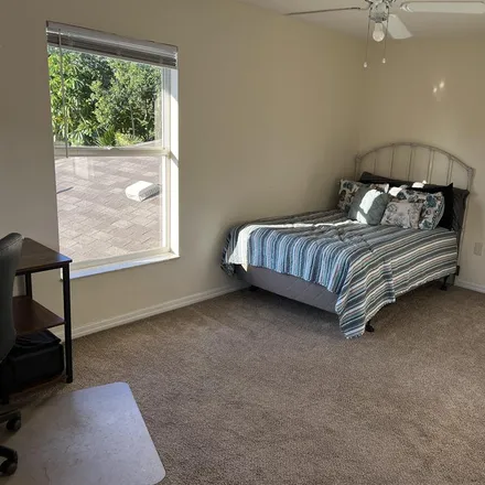 Rent this 1 bed room on Ringling College of Art and Design in Bamboo Lane, Sarasota